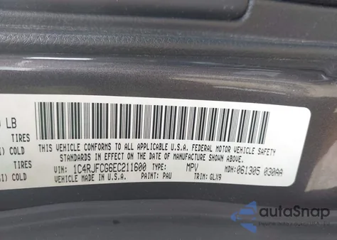 2014 Jeep Grand Cherokee Overland z USA, uszkodzony, nr VIN 1C4RJFCG6EC211600